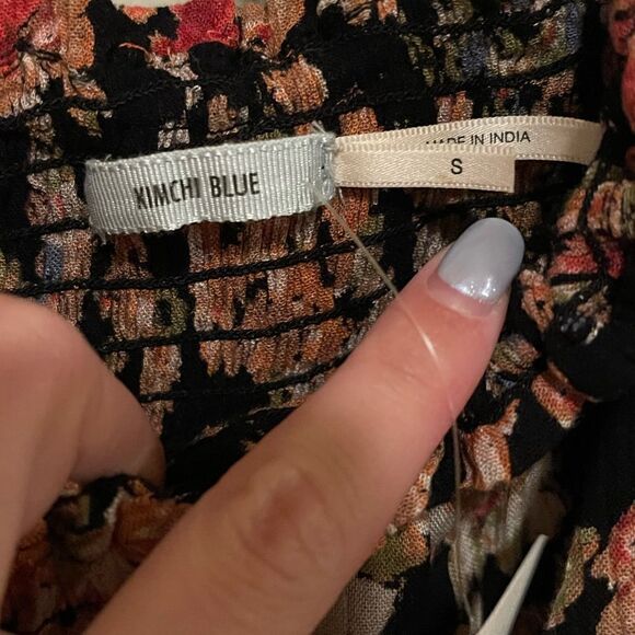 NWT Urban Outfitters “Kimchi Blue” Long Sleeve Floral Crop Top Blouse - Picture 10 of 11